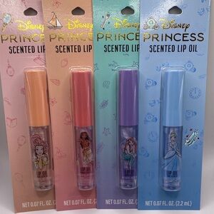 Disney Princess Scented Lip Oil Set